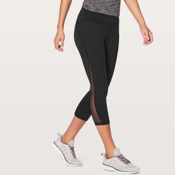 Lululemon train times crop 21” black 21326 - Picture 4 of 11